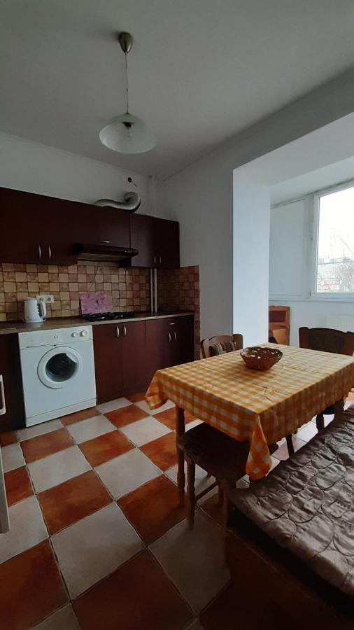 Apartment Na Saharova อิวาโน-ฟรานกิฟสเก ภายนอก รูปภาพ